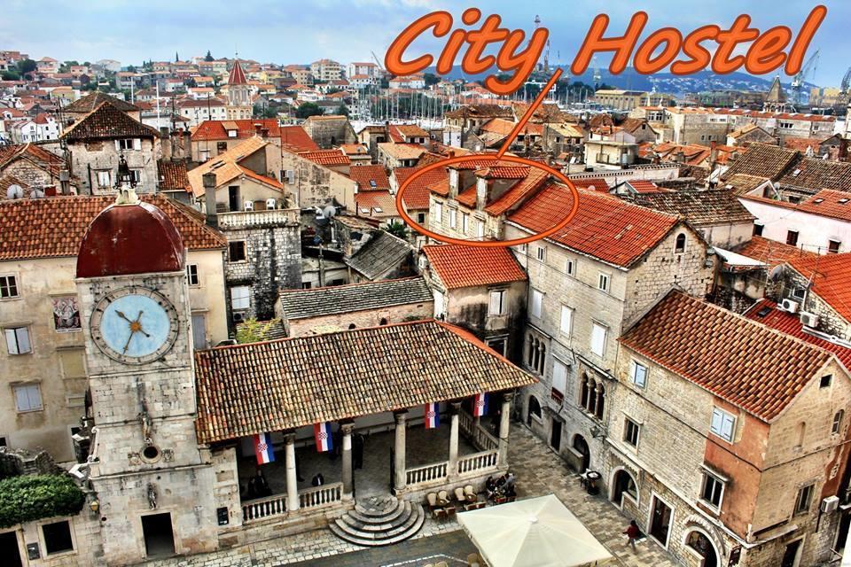 City Hostel Trogir Exterior photo