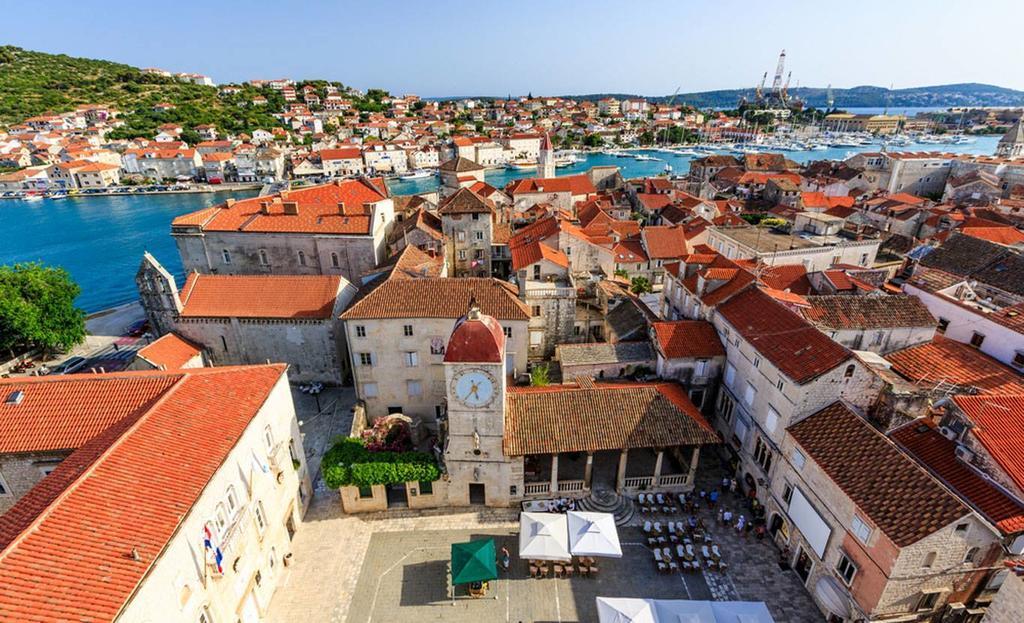 City Hostel Trogir Exterior photo